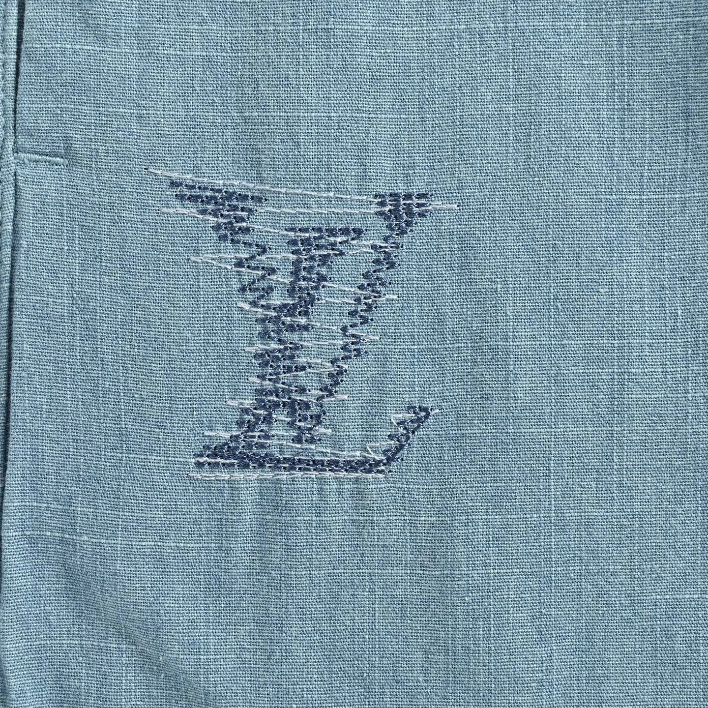 Louis Vuitton/Louis Vuitton front and back embroidered suit shorts
